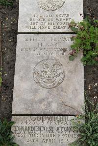 Boulogne Eastern Cemetery - Kaye, H