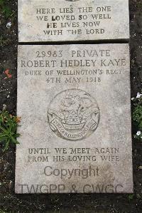 Boulogne Eastern Cemetery - Kaye, Robert Hedley