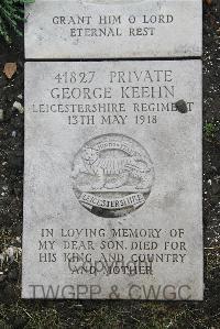 Boulogne Eastern Cemetery - Keehn, G