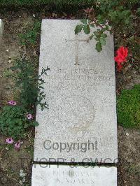 Boulogne Eastern Cemetery - Kelly, John Reginald