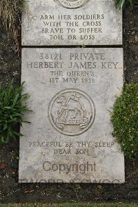 Boulogne Eastern Cemetery - Key, Herbert James