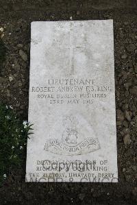 Boulogne Eastern Cemetery - King, Robert Andrew Ferguson