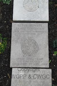 Boulogne Eastern Cemetery - Kinghorn, James