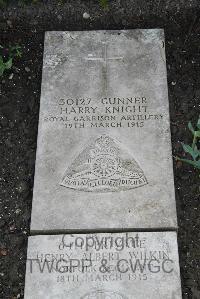 Boulogne Eastern Cemetery - Knight, Harry