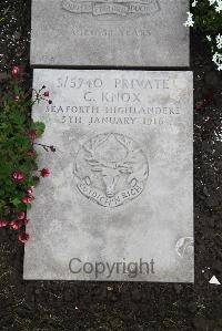 Boulogne Eastern Cemetery - Knox, C