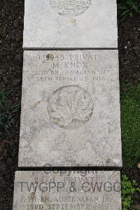 Boulogne Eastern Cemetery - Knox, M