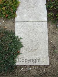 Boulogne Eastern Cemetery - Jones, David