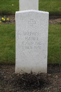 Thornaby-On-Tees Cemetery - Hanel, Werner