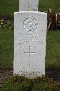 Thornaby-On-Tees Cemetery - Kaye, Douglas Victor