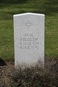 Thornaby-On-Tees Cemetery - Kolodzie, Paul