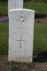 Thornaby-On-Tees Cemetery - Russell, Reginald Ernest