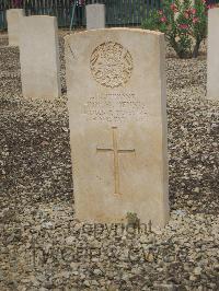 Taveta Military Cemetery - Dennis, W