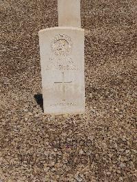 Taveta Military Cemetery - Flynn, W H