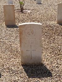 Taveta Military Cemetery - Gleeson, J M