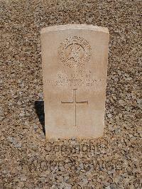 Taveta Military Cemetery - Grant, R G