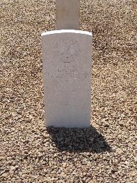 Taveta Military Cemetery - Heysen, Louis