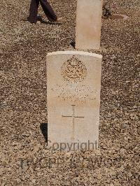 Taveta Military Cemetery - Sutherland, H W