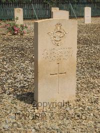 Taveta Military Cemetery - Steenekamp, Petrus Andries