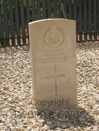 Taveta Military Cemetery - Wilson Ikaneng, 