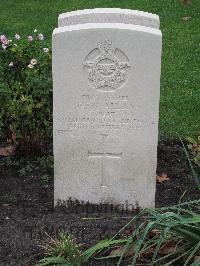 Berlin 1939-1945 War Cemetery - Allan, Frances Frederick George