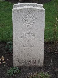 Berlin 1939-1945 War Cemetery - Allan, Ian Godfrey