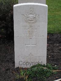 Berlin 1939-1945 War Cemetery - Avis, Roy Frederick