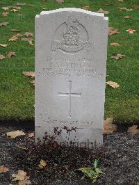 Berlin 1939-1945 War Cemetery - Bramwell Benton, J S