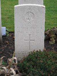 Berlin 1939-1945 War Cemetery - Breytenbach, J S J