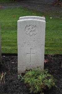 Berlin 1939-1945 War Cemetery - Bushell, Edward Thomas