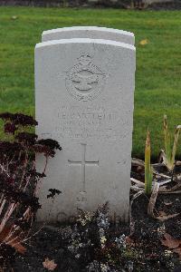 Berlin 1939-1945 War Cemetery - Bartlett, John Edward