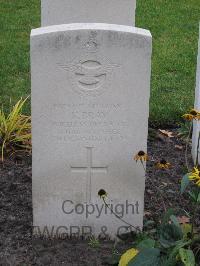 Berlin 1939-1945 War Cemetery - Bray, Kenneth