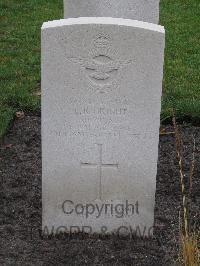 Berlin 1939-1945 War Cemetery - Bright, Leslie Raymond