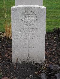 Berlin 1939-1945 War Cemetery - Coombs, Douglas John