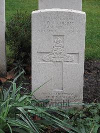 Berlin 1939-1945 War Cemetery - Currie, William