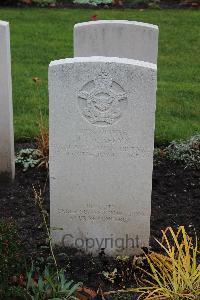 Berlin 1939-1945 War Cemetery - Caffyn, Murray Cameron