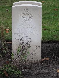 Berlin 1939-1945 War Cemetery - Chapman, Leonard Tyne