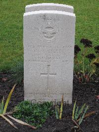 Berlin 1939-1945 War Cemetery - Chislett, Raymond Colin