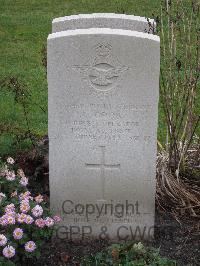 Berlin 1939-1945 War Cemetery - Cook, D