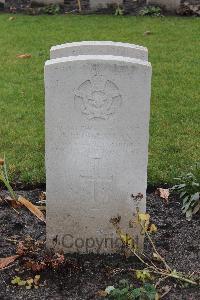 Berlin 1939-1945 War Cemetery - Corcoran, Reginald Robert