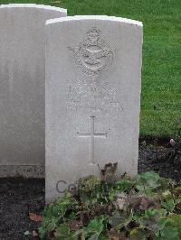 Berlin 1939-1945 War Cemetery - Cornes, Denis Claridge