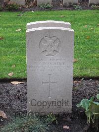 Berlin 1939-1945 War Cemetery - Coughtrie, Robert John