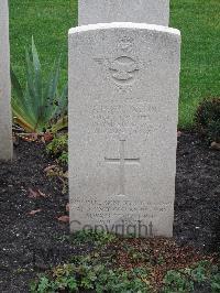 Berlin 1939-1945 War Cemetery - Cruxton, George Henry