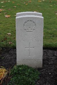 Berlin 1939-1945 War Cemetery - Devlin, William Charles Ralph