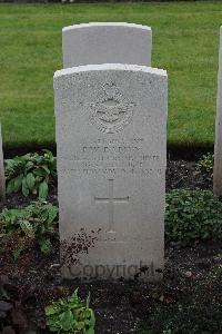 Berlin 1939-1945 War Cemetery - Daplyn, Frederick William