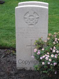 Berlin 1939-1945 War Cemetery - Davey, Leslie Gerald