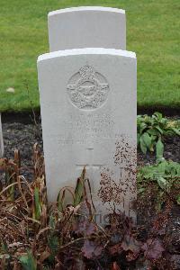 Berlin 1939-1945 War Cemetery - Davidson, John Ewart