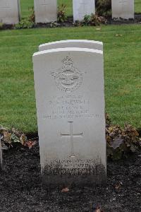 Berlin 1939-1945 War Cemetery - Drewett, Ronald Edwin