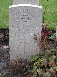 Berlin 1939-1945 War Cemetery - Duffield, Frank Barker