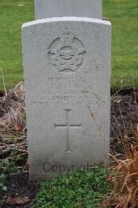 Berlin 1939-1945 War Cemetery - Elms, Francis John