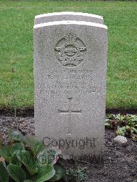 Berlin 1939-1945 War Cemetery - Edwards, Robert William